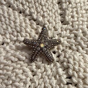 Starfish Rhinestone Brooch NWOT
